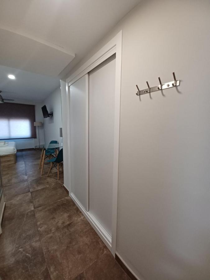 Apartamento Acogedor Junto A Calle Betis, Triana-Los Remedios Σεβίλλη Εξωτερικό φωτογραφία