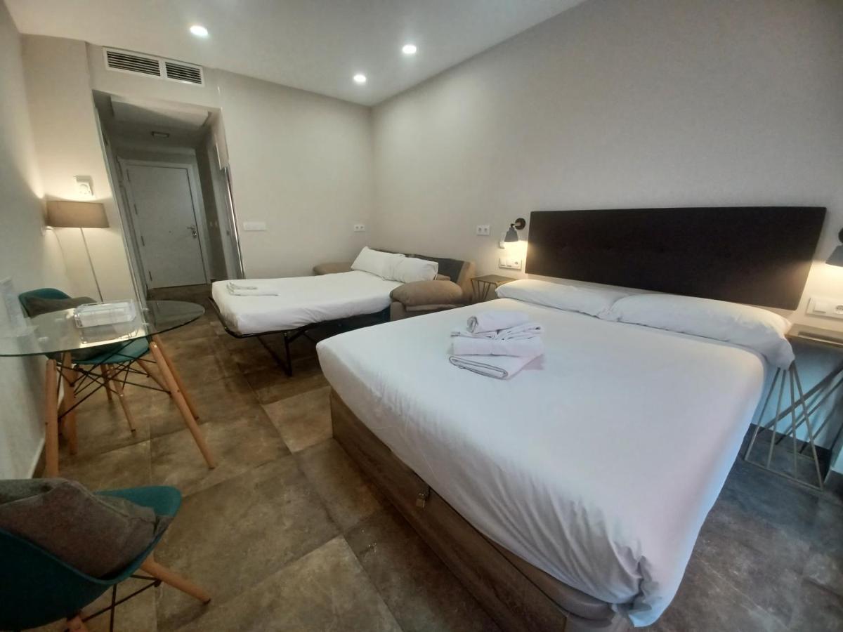 Apartamento Acogedor Junto A Calle Betis, Triana-Los Remedios Σεβίλλη Εξωτερικό φωτογραφία