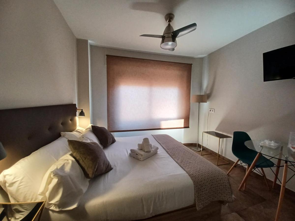 Apartamento Acogedor Junto A Calle Betis, Triana-Los Remedios Σεβίλλη Εξωτερικό φωτογραφία