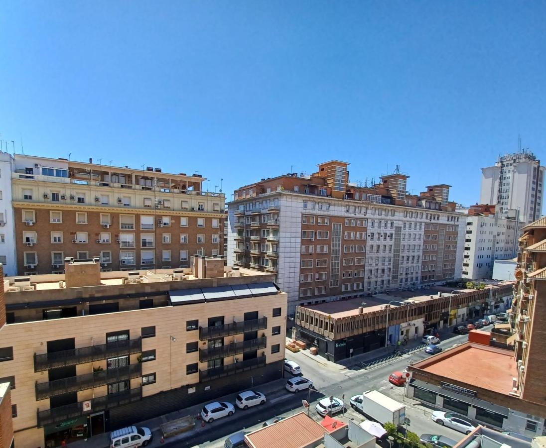 Apartamento Acogedor Junto A Calle Betis, Triana-Los Remedios Σεβίλλη Εξωτερικό φωτογραφία