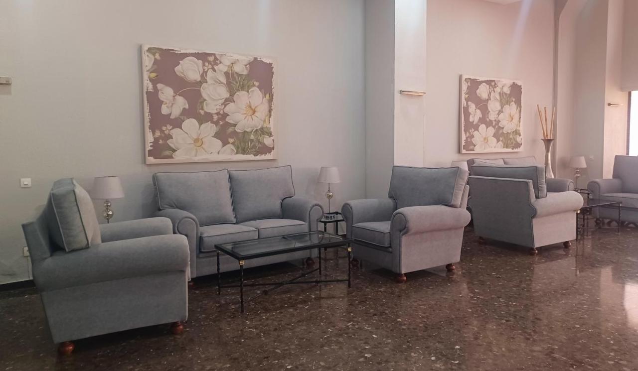 Apartamento Acogedor Junto A Calle Betis, Triana-Los Remedios Σεβίλλη Εξωτερικό φωτογραφία